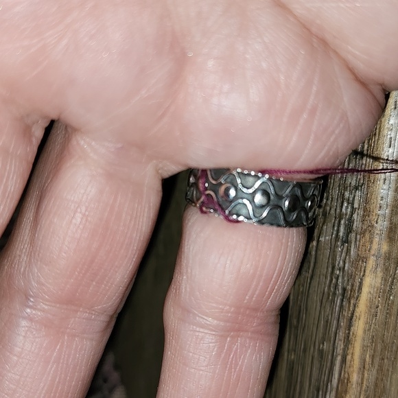 New Sterling Silver Wide Tribal Band Size 6 - Picture 5 of 7